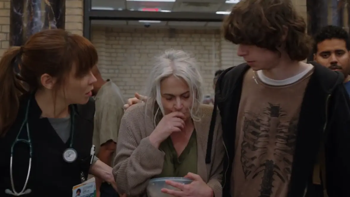 Patientin stellt sich mit schwerem, unstillbarem Erbrechen und Dehydratation vor.